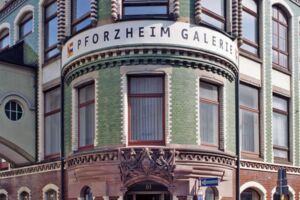 Zwischen Zeiten. Kunst aus Pforzheim 1900 bis 1950