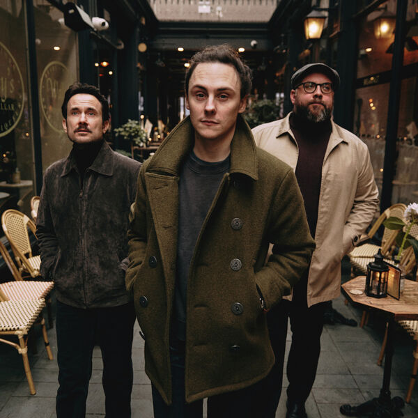 cardinal-black-midnight-at-the-valencia-tour