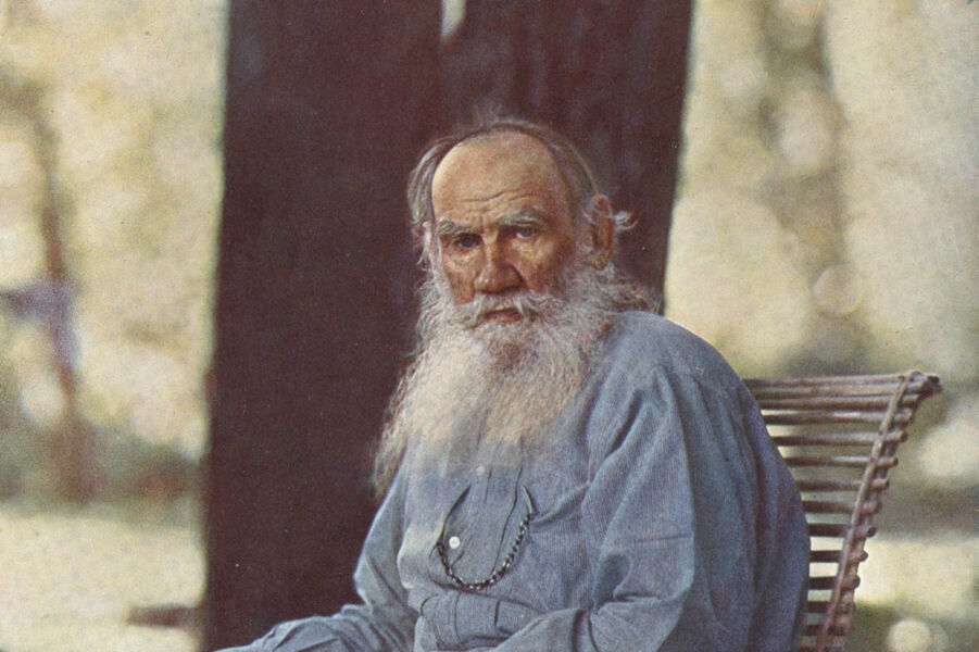 der-krieg-in-seiner-wahren-gestalt-tolstois-sicht-auf-das-phanomen-krieg