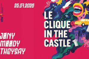 Le Clique in the castle