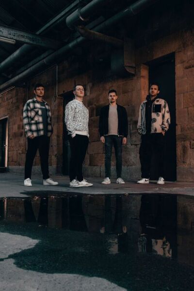 lokalz-up-in-the-gallery-karlmer