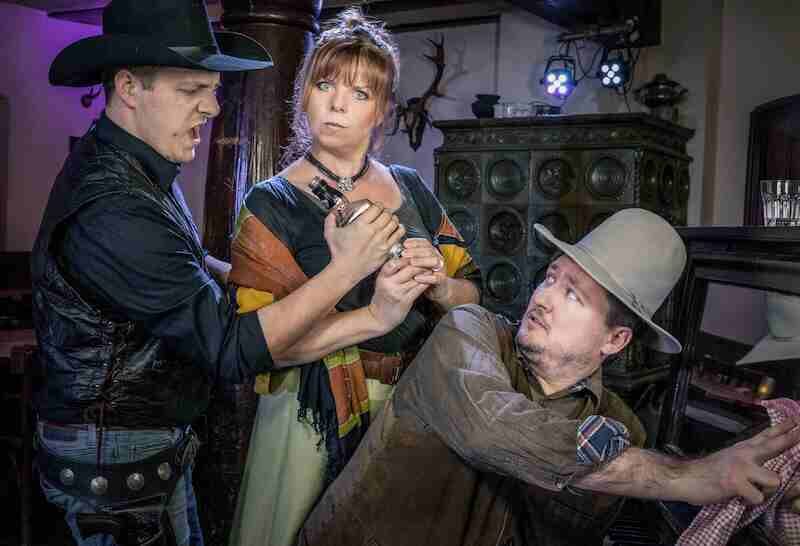 culinartheater-mit-4-gange-menu-spiel-mir-das-lied-vom-topf