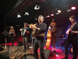 Balkan- und Gypsyparty mit Taxi Sandanski, Syrtos und DJ