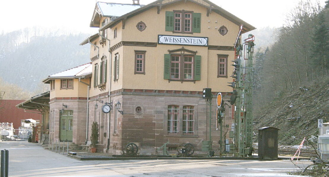 modellbahnausstellung-am-bahnhof-weissenstein