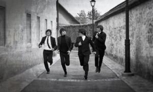 A Beatles Tribute - HELP!