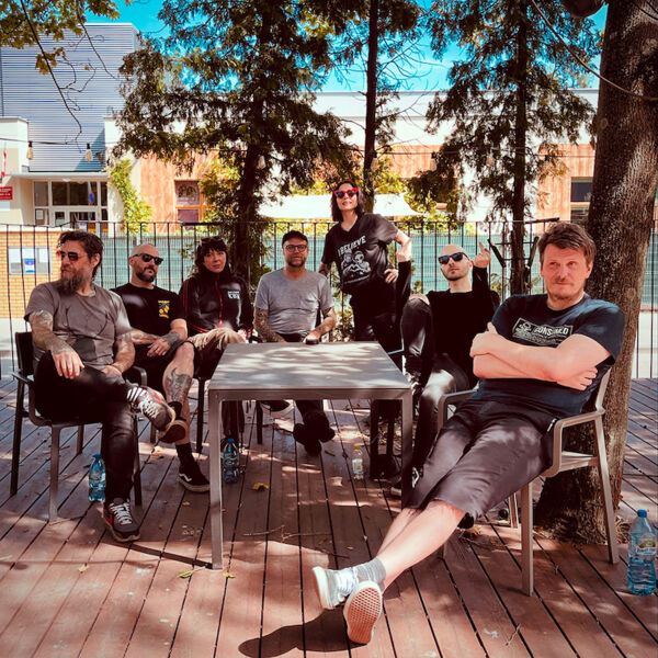 crippled-black-phoenix-special-guests-temple-fang