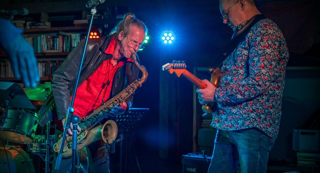 enzkreis-west-allstar-band-guests-am-schwanner-turm-unterm-dach