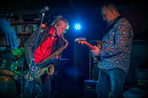 Enzkreis West Allstar Band & Guests am Schwanner Turm unterm Dach