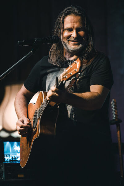 ray-wilson-band-genesis-classic