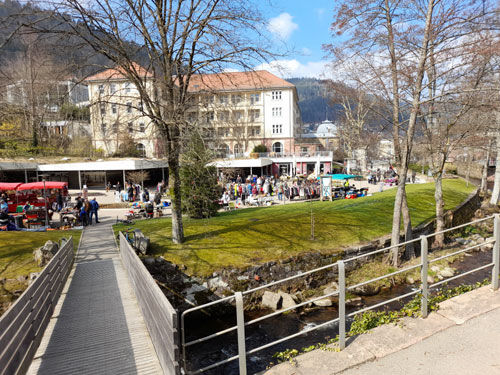 flohmarkt-im-kurpark-bad-wildbad