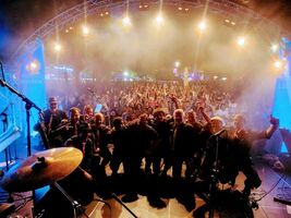 Caballo Negro  Salsa Party