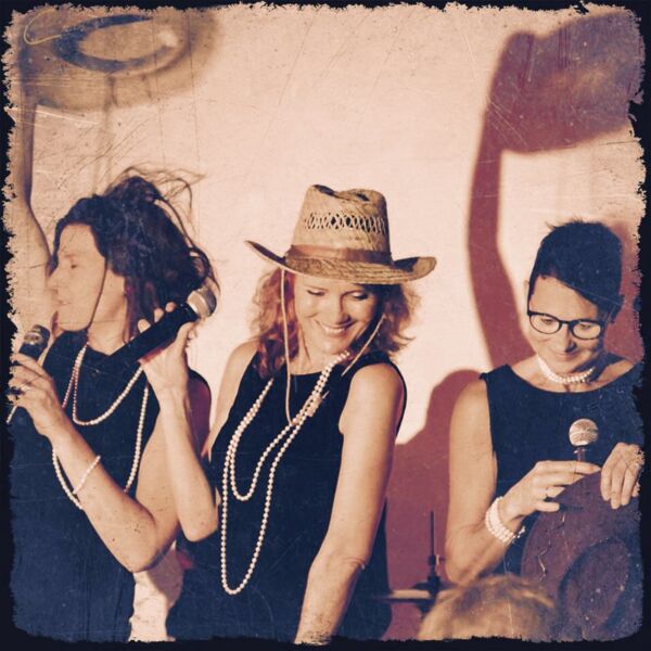 die-lollipopsausser-rand-und-band