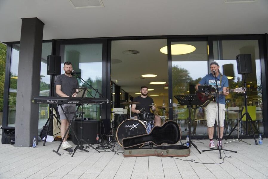 cafino-concerts-2025-mit-double-u