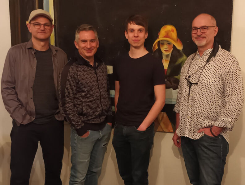 hide-seek-freedom-in-the-groove