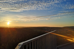 Sonnenuntergang auf dem Aussichtsturm Himmelsglück