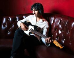 Davy Knowles - Virtuose zwischen Blues, Rock & Folk