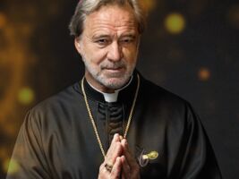 »Kardinalfehler« - Kirchenkomödie mit Gerd Silberbauer, Hans Machowiak, Daniel Pietzuch, Susanne Theil, Katrin Filzen u. a.