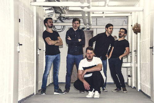 barfuss-friends-support-tbd-20-jahre-indie-pop-und-rock-teilbestuhlung