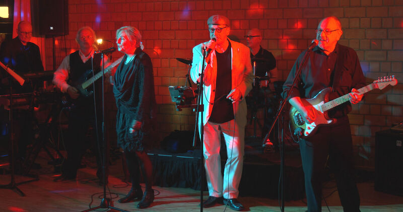 rey-vulcano-soul-pop-reggae-party-im-stil-der-80er