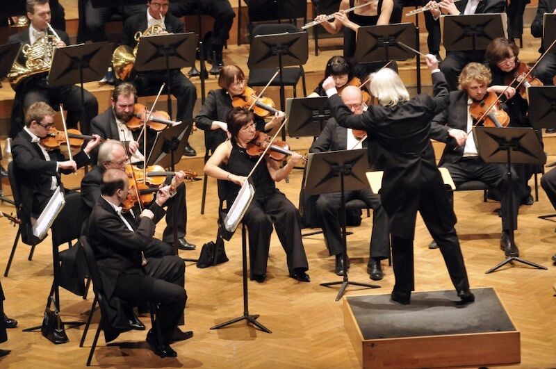 antonin-dvorak-9-sinfonie-aus-der-neuen-welt-sowie-p-tschaikowski-romeo-und-julia-ouverture