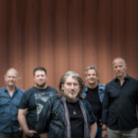 Mad Zeppelin - the song remains on stage